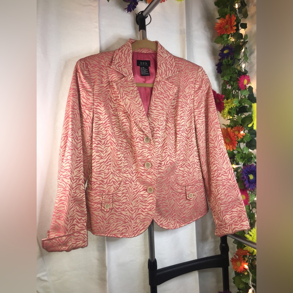 R. Q. T petite | Women’s Coral Color Zebra Pattern Blazer Jacket